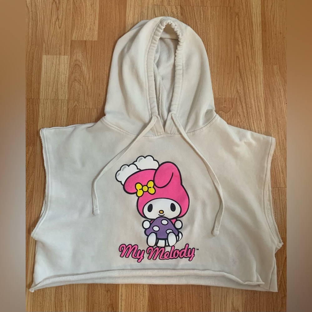My Melody Sleeveless Cropped Hoodie by Sanrio 💖
Size Medium